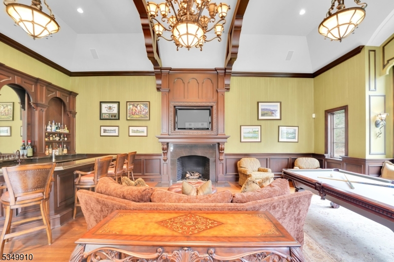 The Pond - Residential