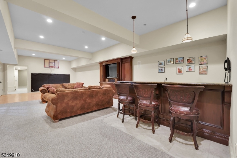 The Pond - Residential