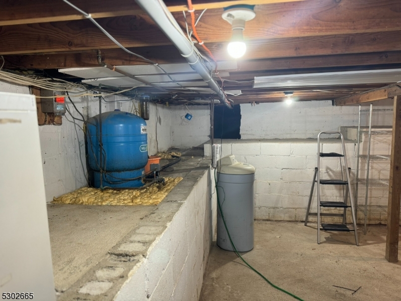 Lake Neepaulin - Residential