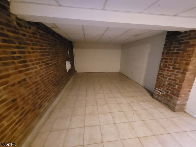 Peterstown - Commercial Sale