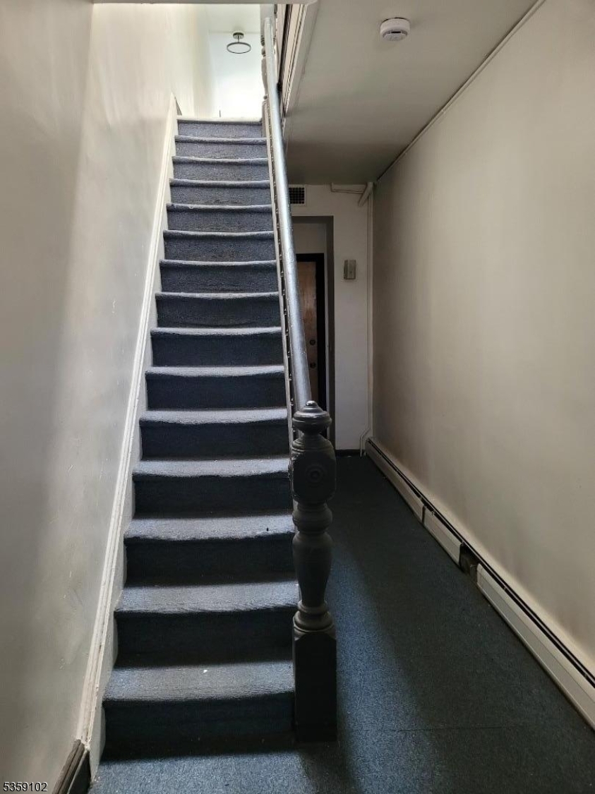 Peterstown - Commercial Sale