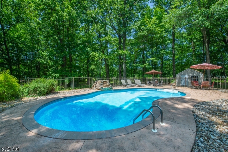 Schooleys Mountain - Residential