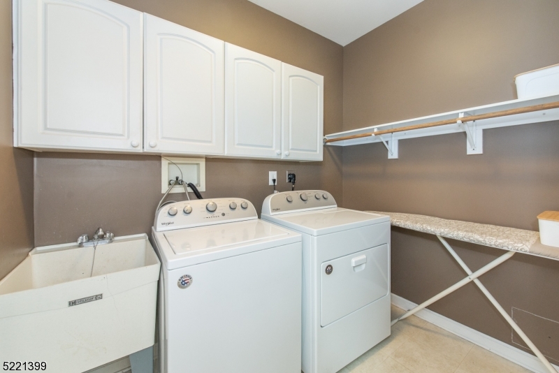 Schooleys Mountain - Residential