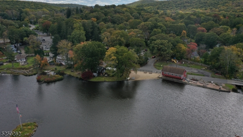 LAKE TELEMARK - Residential