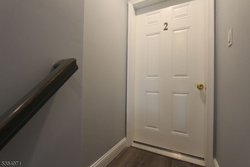 Woodbridge Twp., New Jersey 07095, United States, 2 Bedrooms Bedrooms, ,1 BathroomBathrooms,Residential,Active,151702