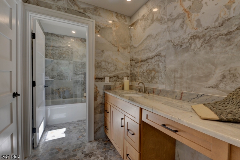 Pequannock Twp., New Jersey 07444, United States, 5 Bedrooms Bedrooms, ,5 BathroomsBathrooms,Residential,Coming Soon,175329