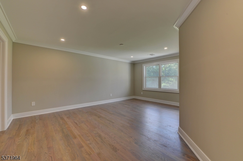 Pequannock Twp., New Jersey 07444, United States, 5 Bedrooms Bedrooms, ,5 BathroomsBathrooms,Residential,Coming Soon,175329