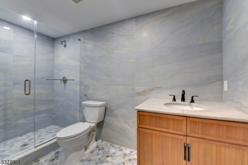 Pequannock Twp., New Jersey 07444, United States, 5 Bedrooms Bedrooms, ,5 BathroomsBathrooms,Residential,Coming Soon,175329