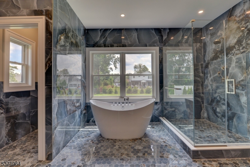 Pequannock Twp., New Jersey 07444, United States, 5 Bedrooms Bedrooms, ,5 BathroomsBathrooms,Residential,Coming Soon,175329