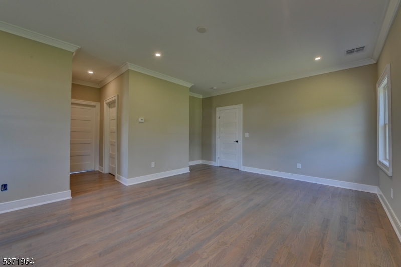 Pequannock Twp., New Jersey 07444, United States, 5 Bedrooms Bedrooms, ,5 BathroomsBathrooms,Residential,Coming Soon,175329