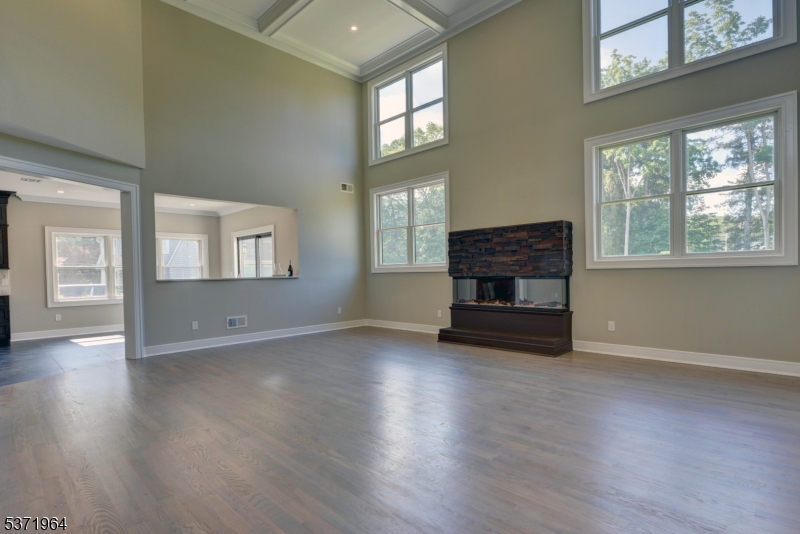 Pequannock Twp., New Jersey 07444, United States, 5 Bedrooms Bedrooms, ,5 BathroomsBathrooms,Residential,Coming Soon,175329