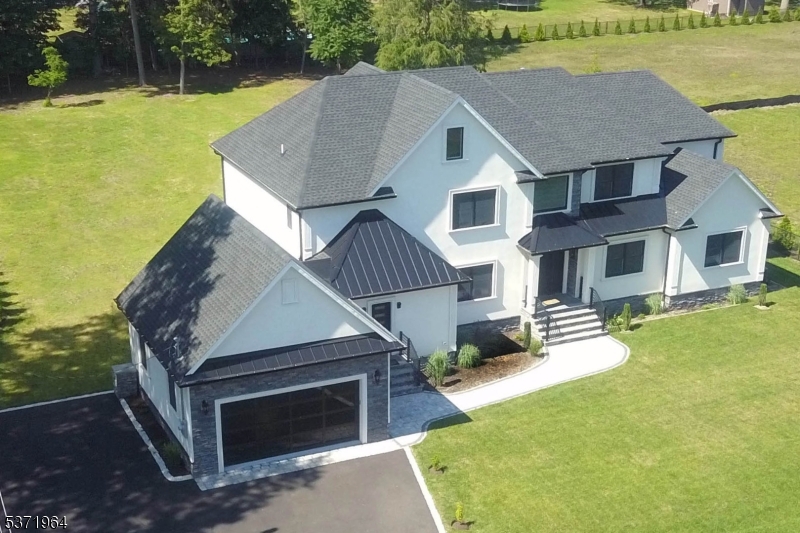 Pequannock Twp., New Jersey 07444, United States, 5 Bedrooms Bedrooms, ,5 BathroomsBathrooms,Residential,Coming Soon,175329