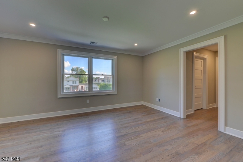 Pequannock Twp., New Jersey 07444, United States, 5 Bedrooms Bedrooms, ,5 BathroomsBathrooms,Residential,Coming Soon,175329