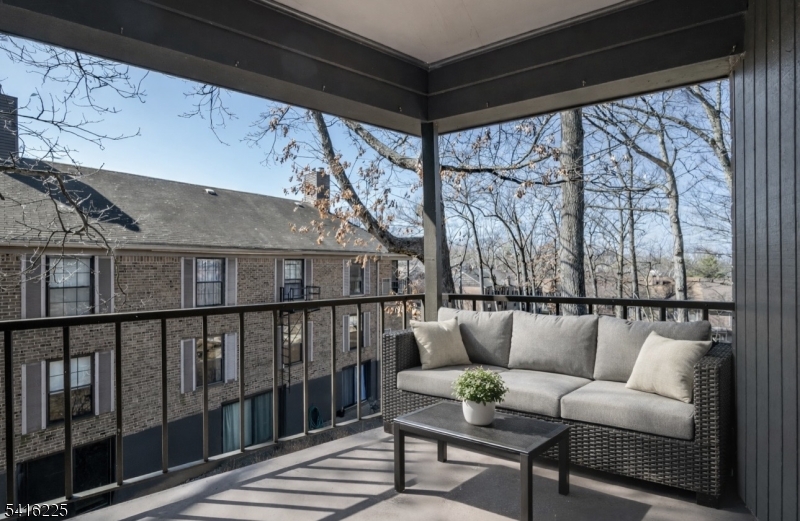 Inwood At Great Notch - Residential