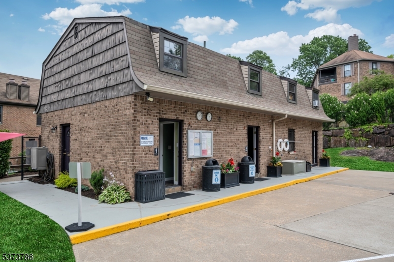 Inwood At Great Notch - Residential