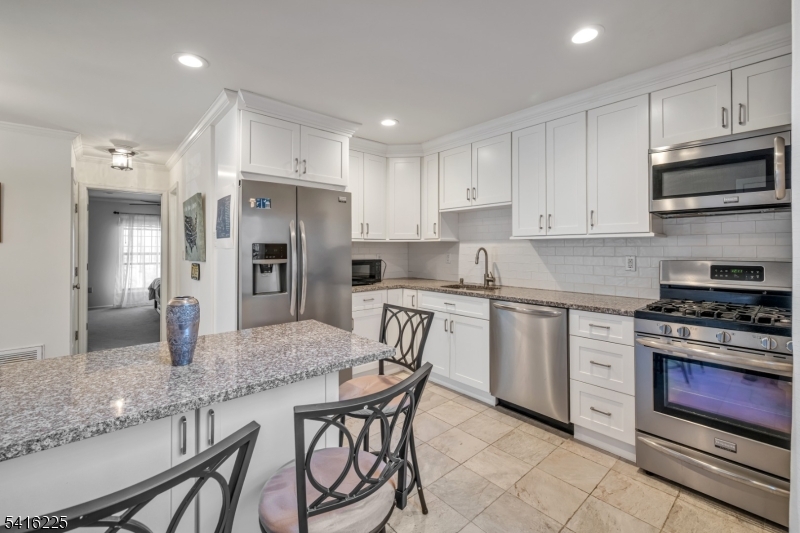 Inwood At Great Notch - Residential