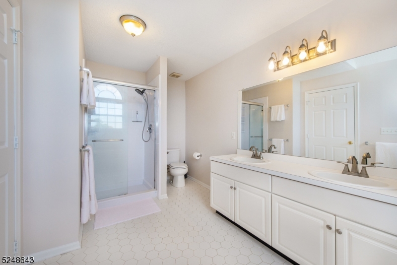 Rose Arbor - Residential