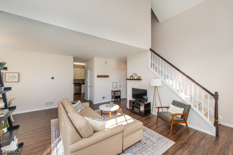 Rose Arbor - Residential