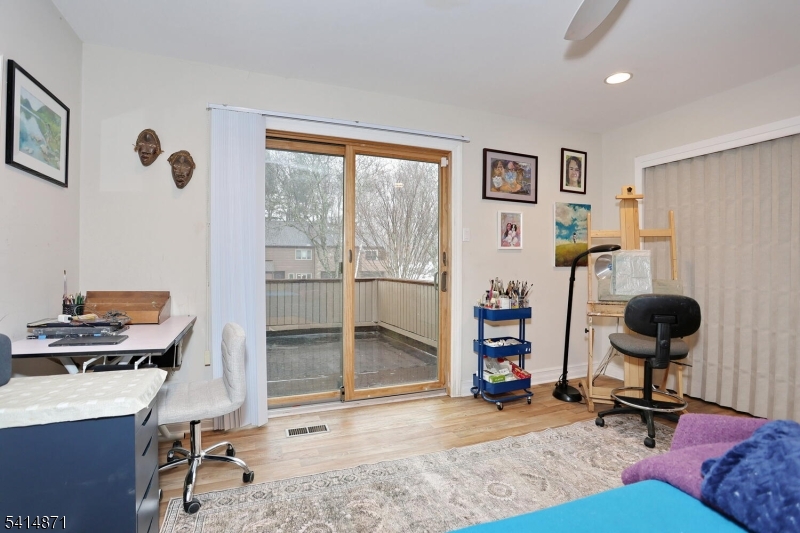 INDIAN FIELD - Residential