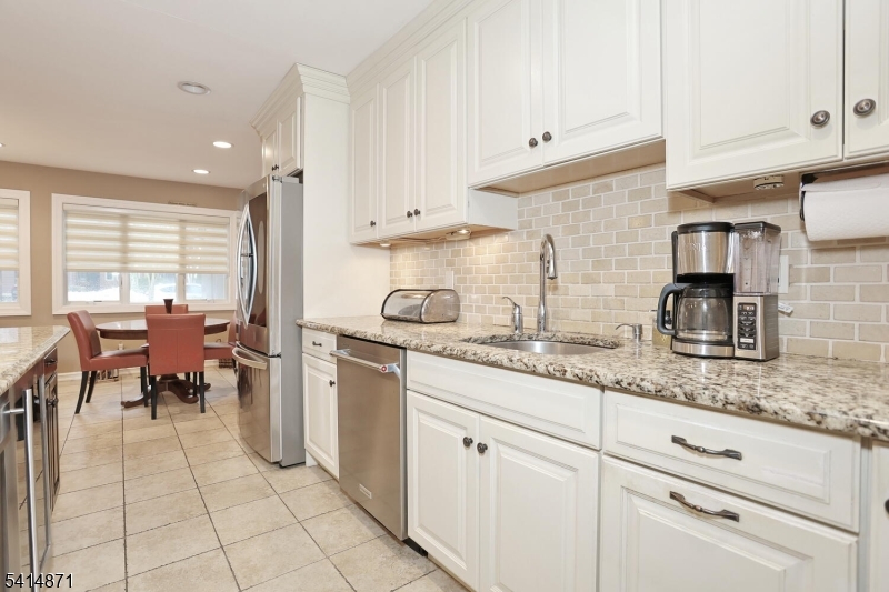 INDIAN FIELD - Residential