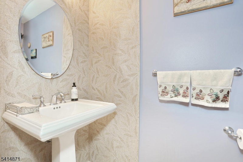 INDIAN FIELD - Residential