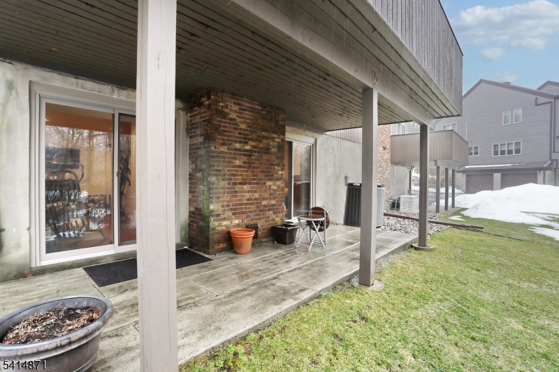 INDIAN FIELD - Residential