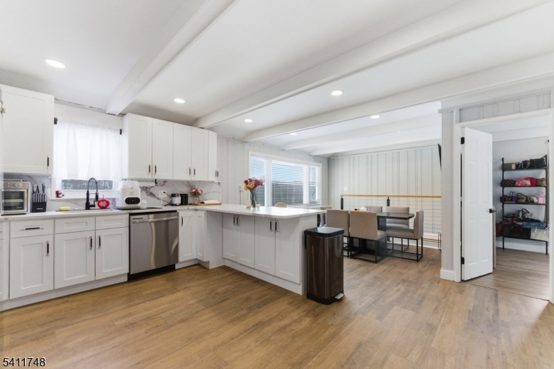 Lake Neepaulin - Residential