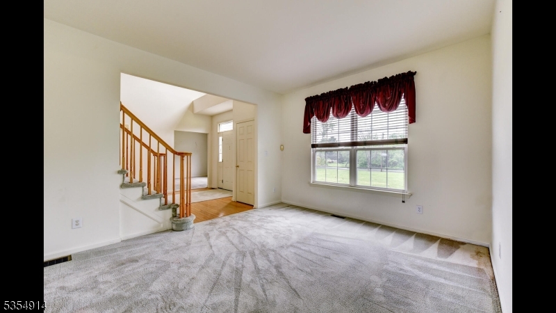 27 Suydam Rd