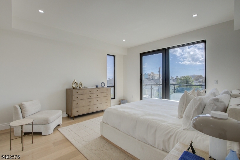 The Seashore at Long Branch - Residential