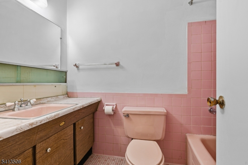 Parkway House - Residential