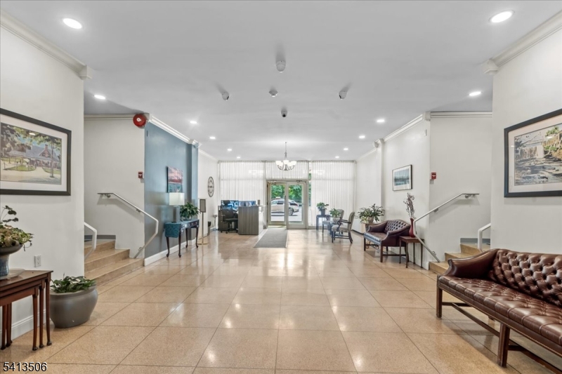 Parkway House - Residential