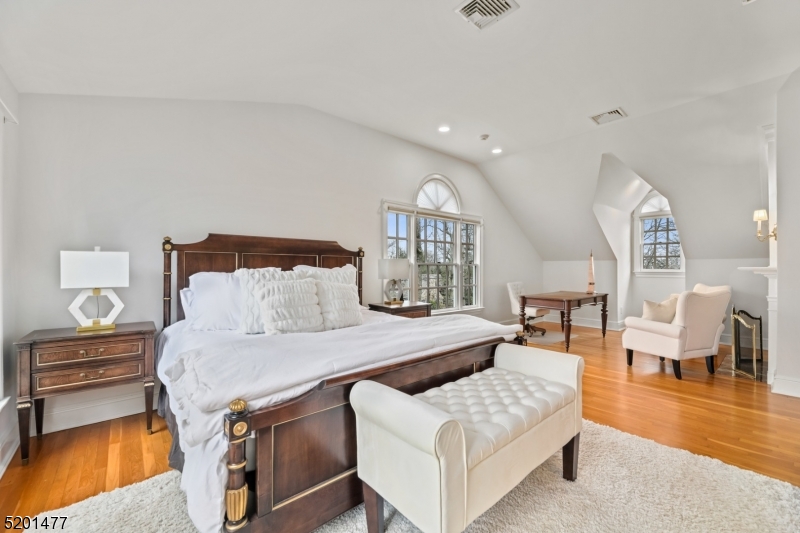 Hartshorn - Residential