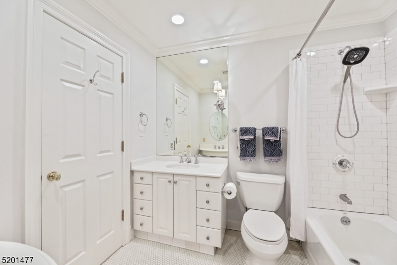 Hartshorn - Residential