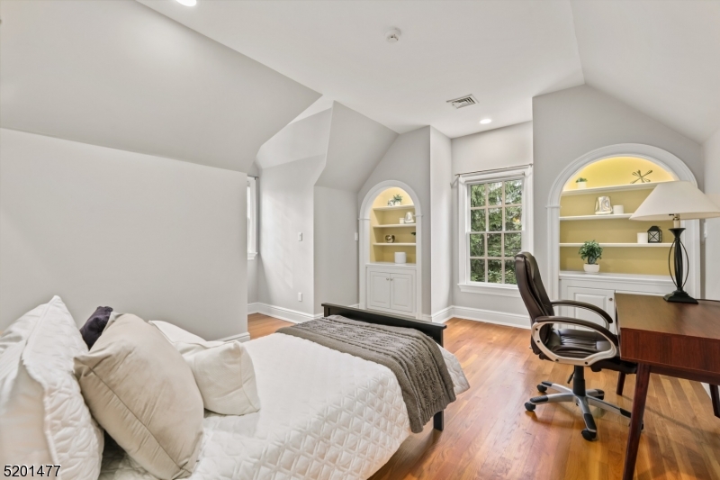 Hartshorn - Residential