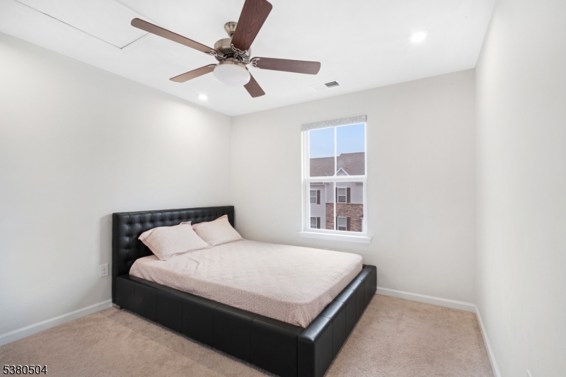 Mountain Ridge Estates - Residential Lease