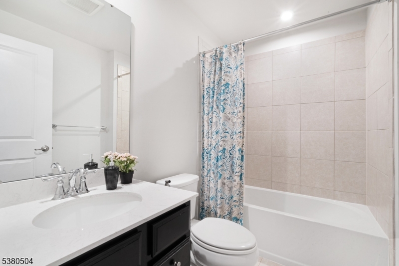 Mountain Ridge Estates - Residential Lease