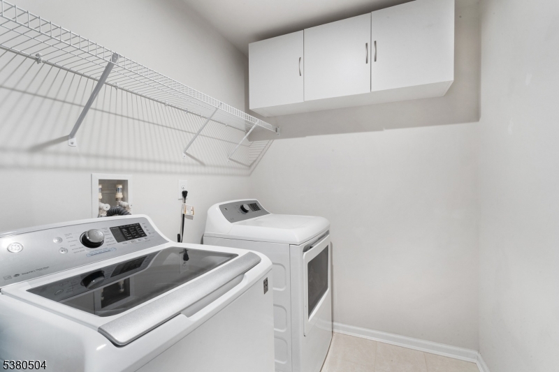 Mountain Ridge Estates - Residential Lease