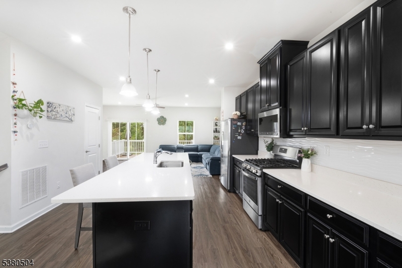 Mountain Ridge Estates - Residential Lease