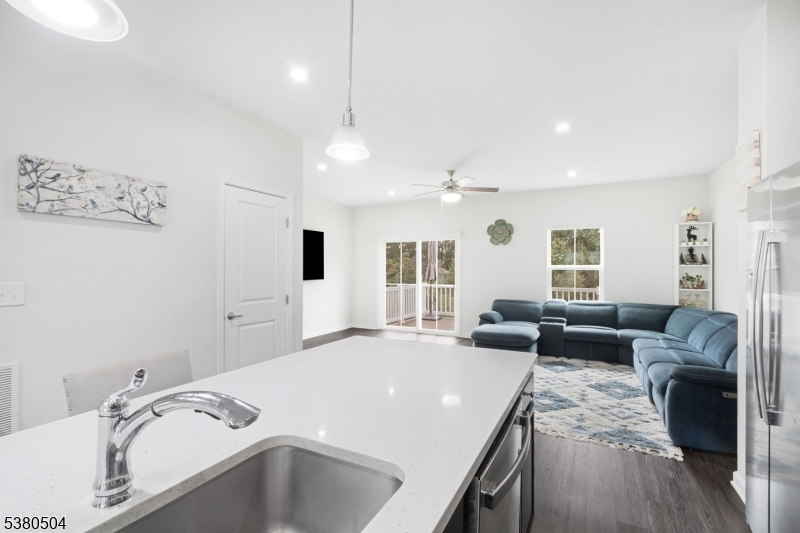 Mountain Ridge Estates - Residential Lease