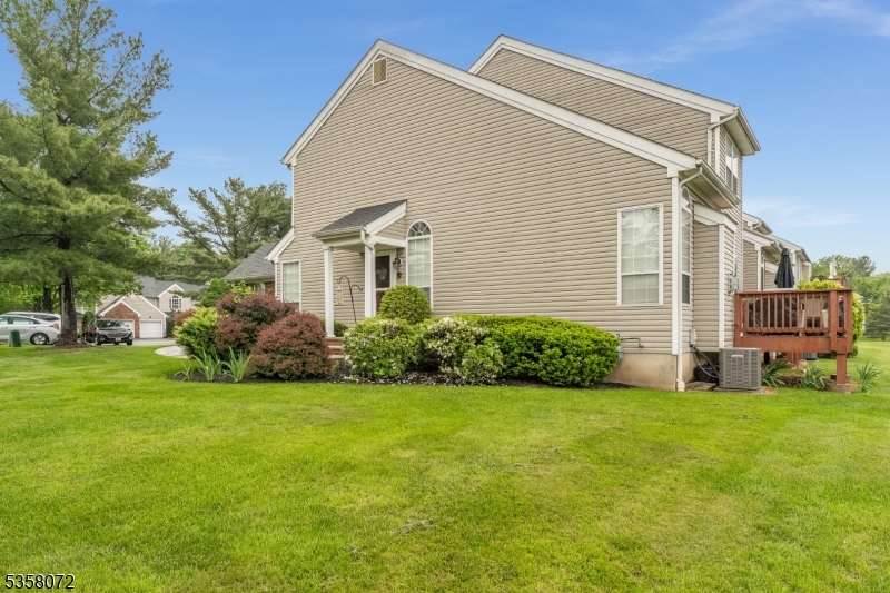 Readington Twp., New Jersey 08889, United States, 2 Bedrooms Bedrooms, ,3 BathroomsBathrooms,Residential,Active,131260