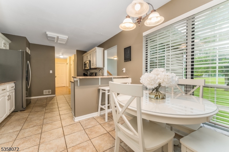 Readington Twp., New Jersey 08889, United States, 2 Bedrooms Bedrooms, ,3 BathroomsBathrooms,Residential,Active,131260