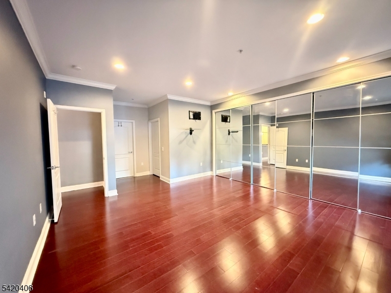 The Grande at Riverdale - Residential