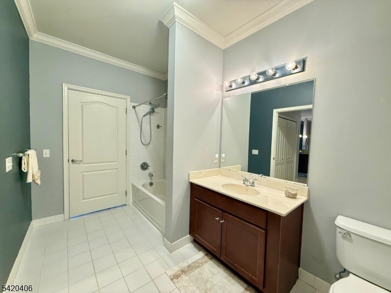 The Grande at Riverdale - Residential