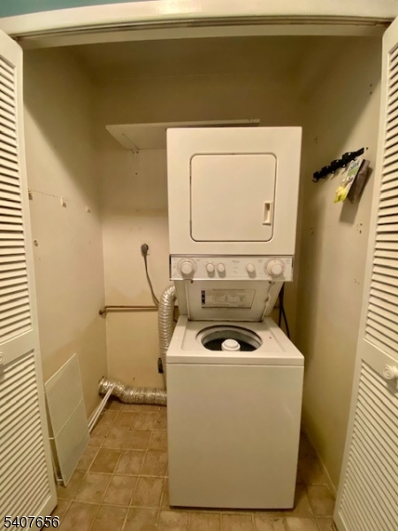 OVERLOOK VILLAGE - Residential