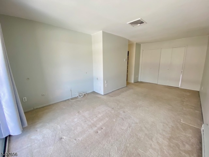 OVERLOOK VILLAGE - Residential