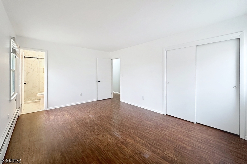 White Meadow Lake - Residential