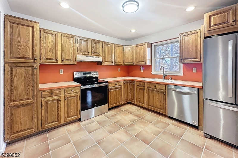 White Meadow Lake - Residential