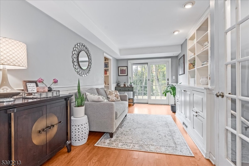 Washington HQ - Residential