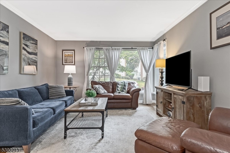 Washington HQ - Residential