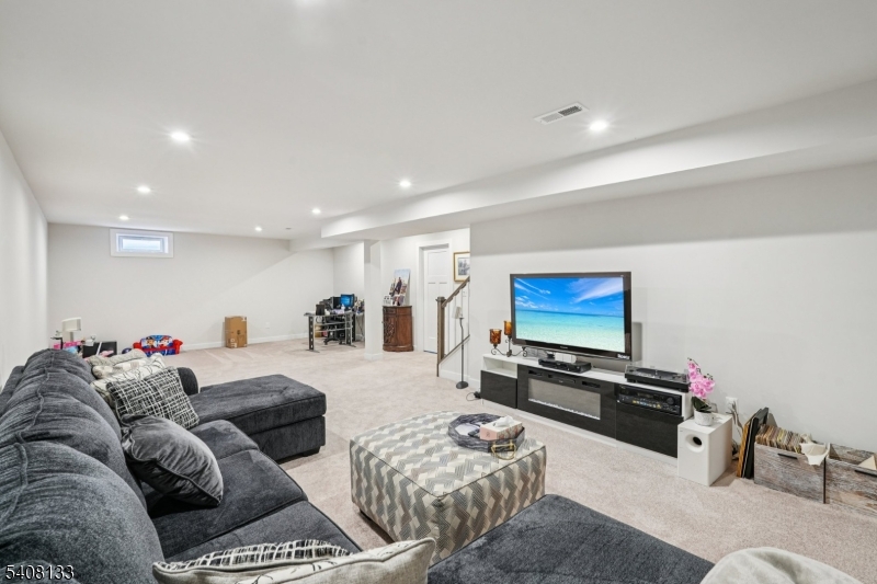 North Village Crossing - Residential